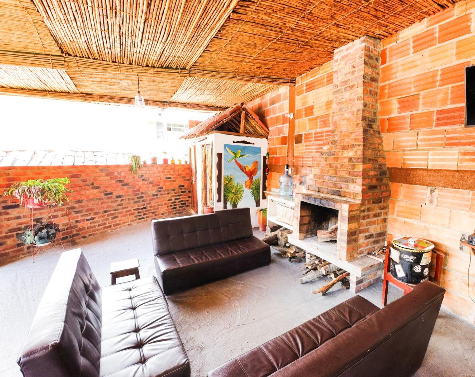 Hostal El Caminante El Cocuy Esterno foto